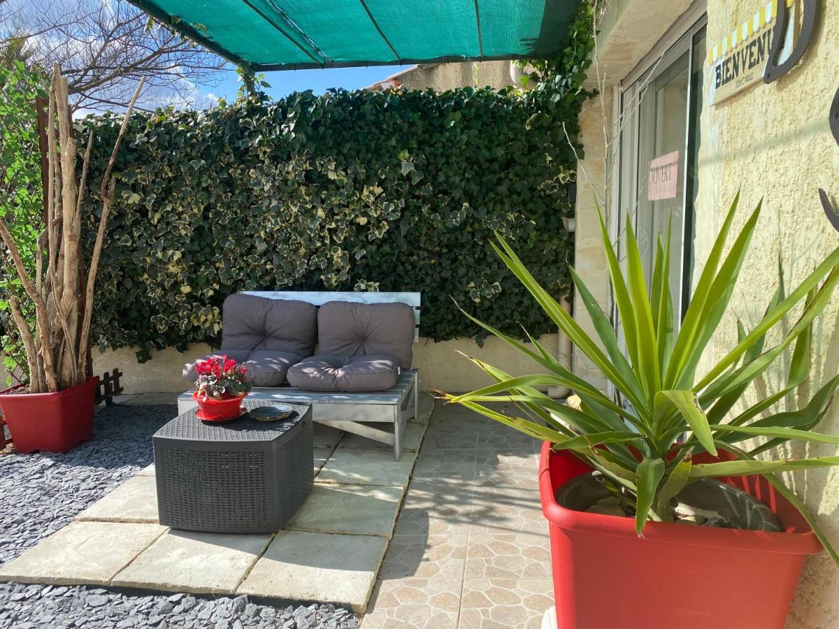Suite Spa Acces Autonome Beaucaire  Exterior foto